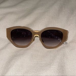 DEZI CHARGE IT SUNNIES